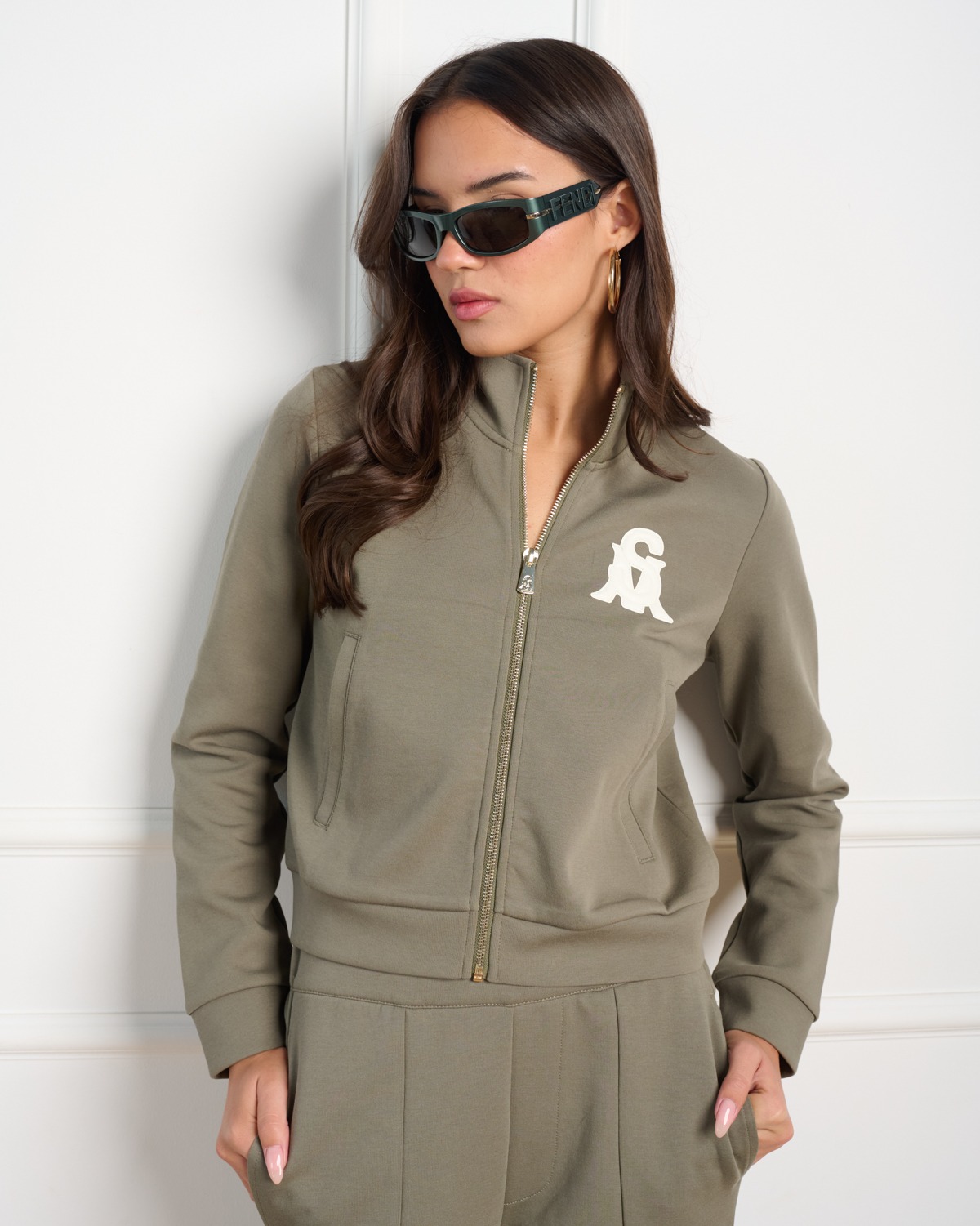 ג׳קט קפוצ׳ון