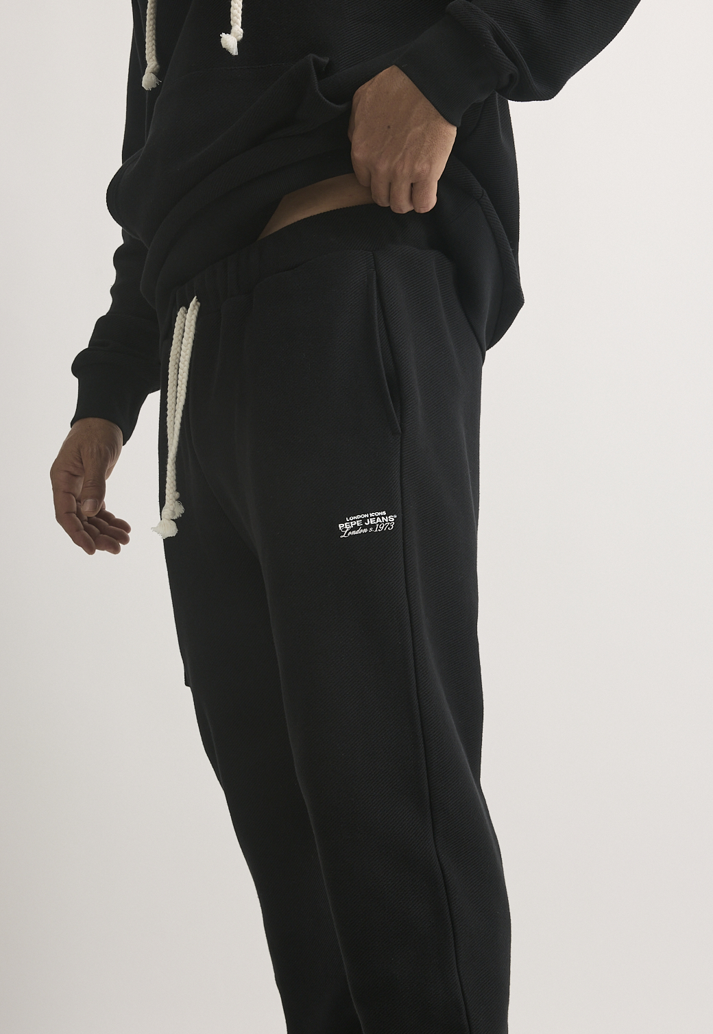 מכנס טרנינג – תמונה 4