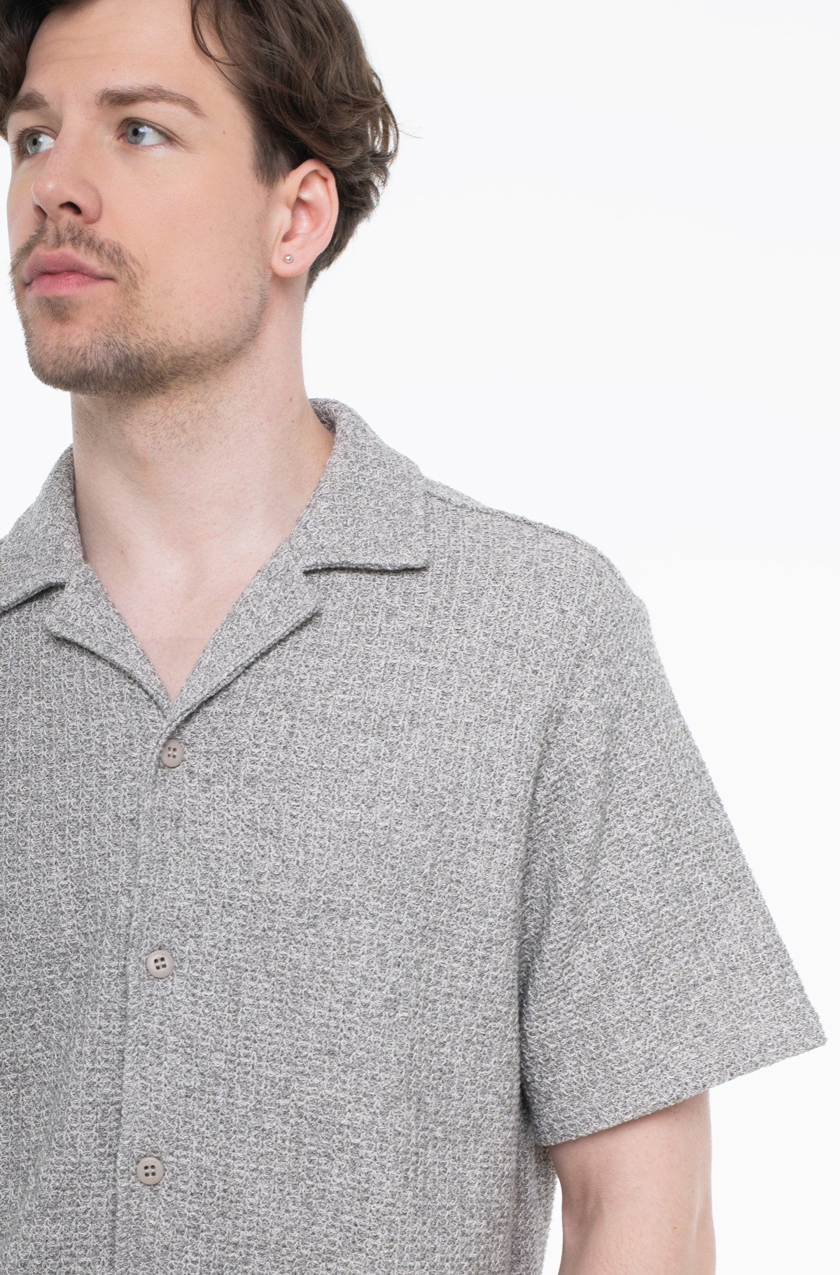 חולצה מכופתרת – תמונה 3