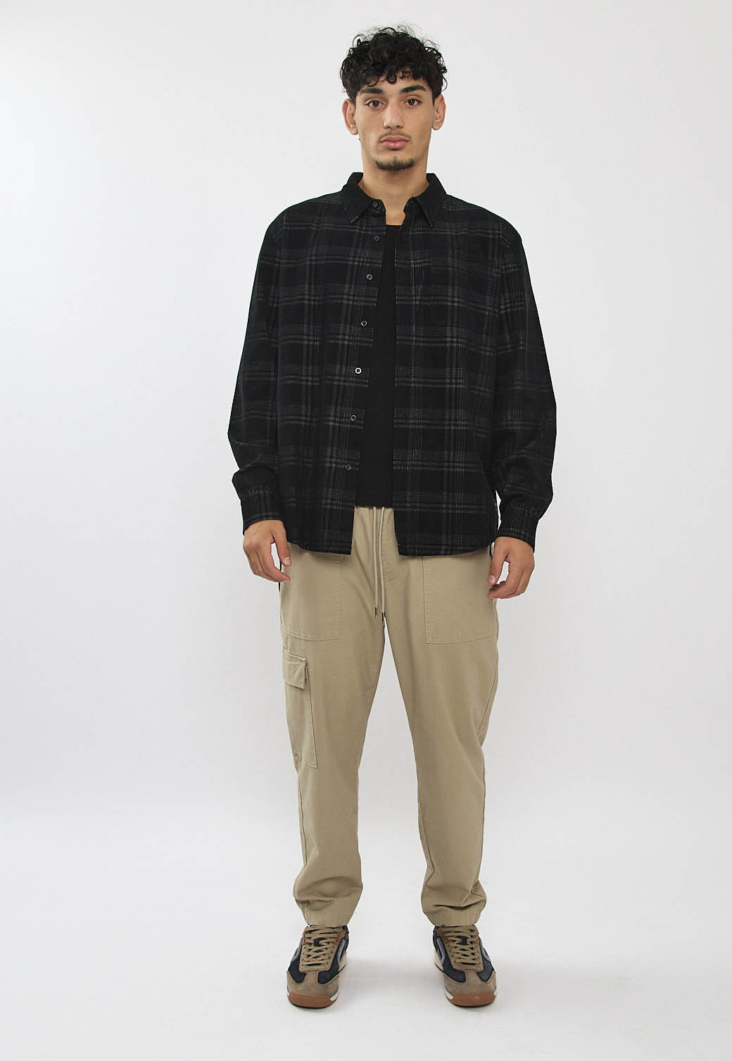 חולצה מכופתרת – תמונה 4