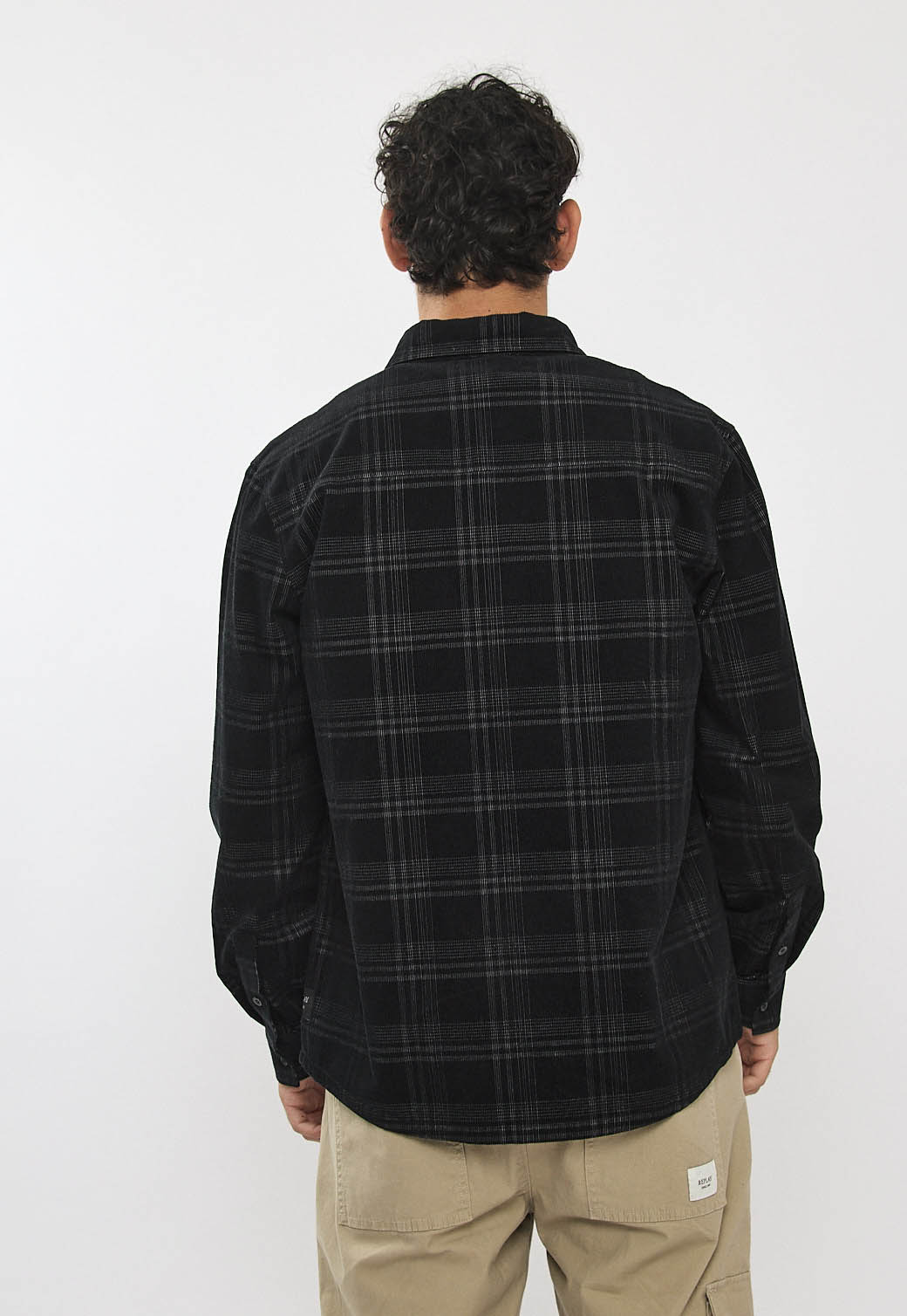 חולצה מכופתרת – תמונה 2