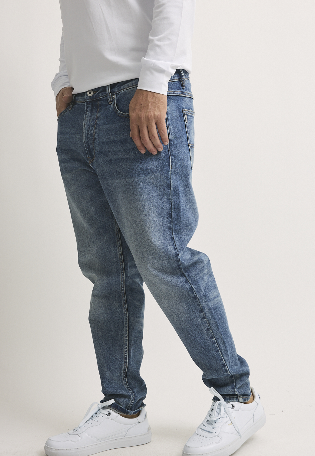 ג'ינס טאפר סלים – תמונה 4