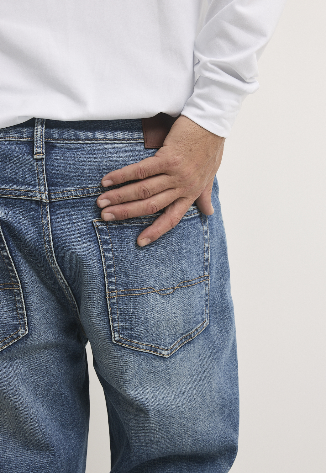 ג'ינס טאפר סלים – תמונה 11